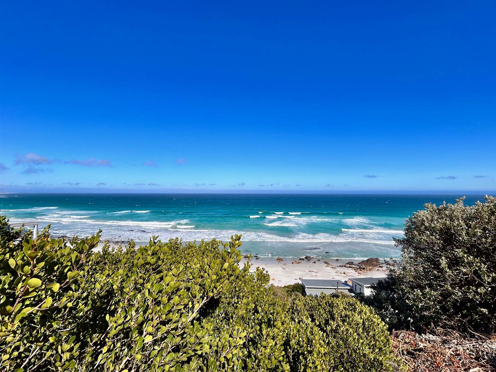 782 m² Land available in Misty Cliffs photo number 1