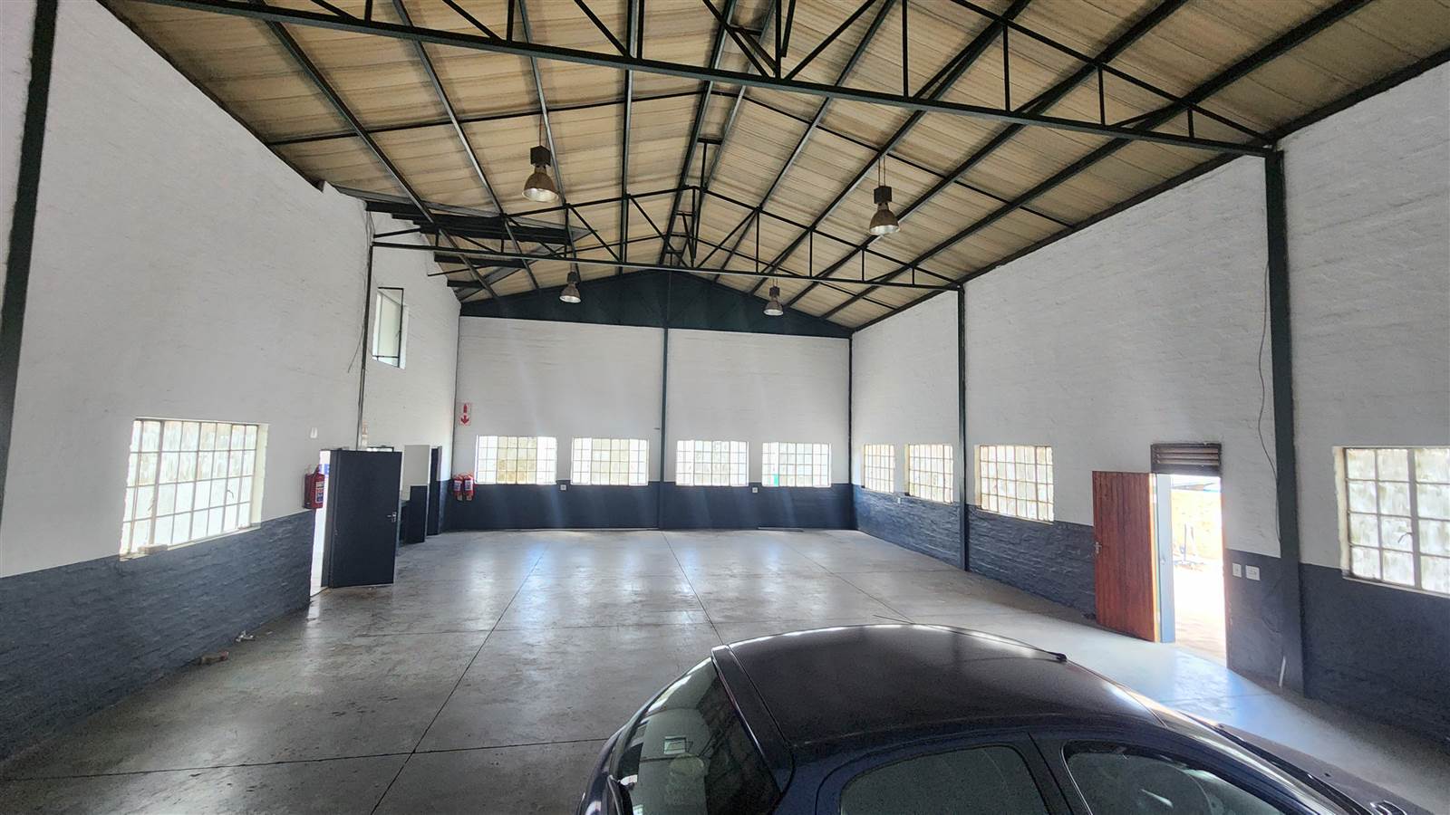 260  m² Industrial space in Kya Sands photo number 8