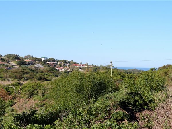 754 m² Land