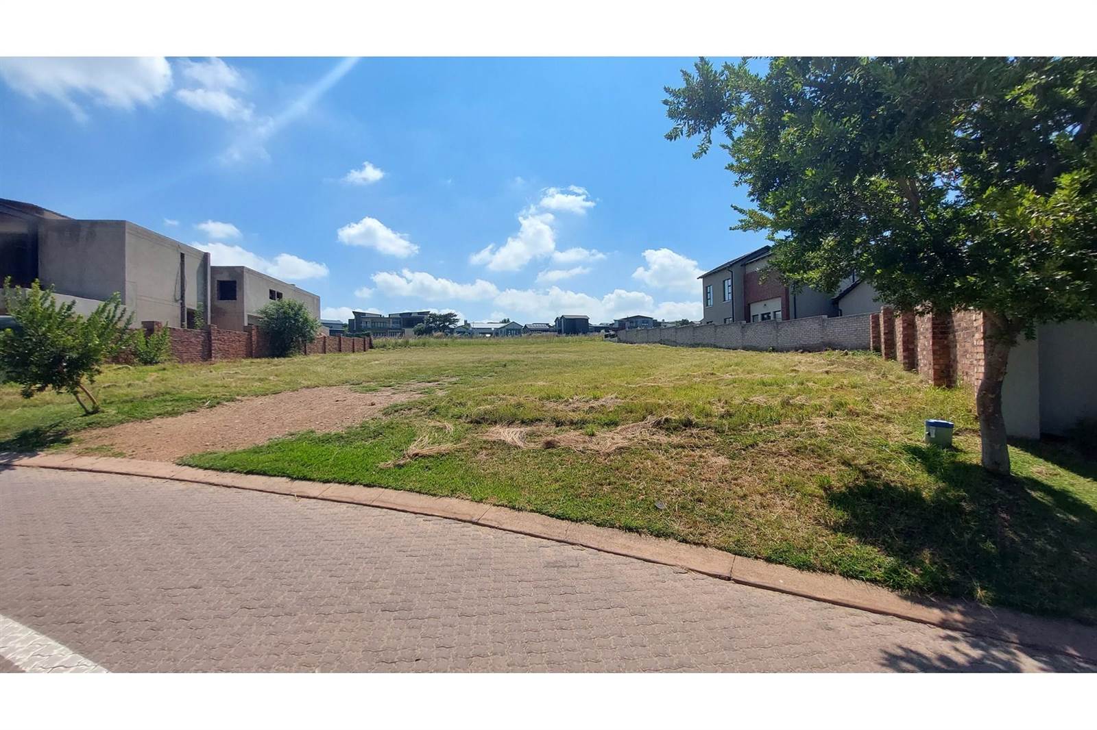 1202 m² Land available in Copperleaf photo number 8