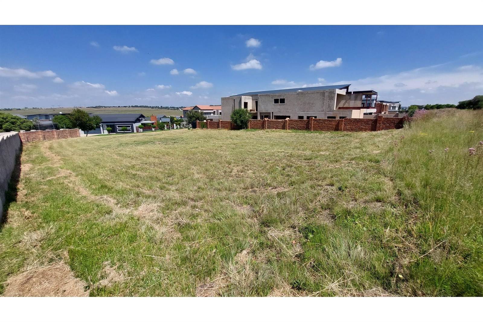 1202 m² Land available in Copperleaf photo number 4