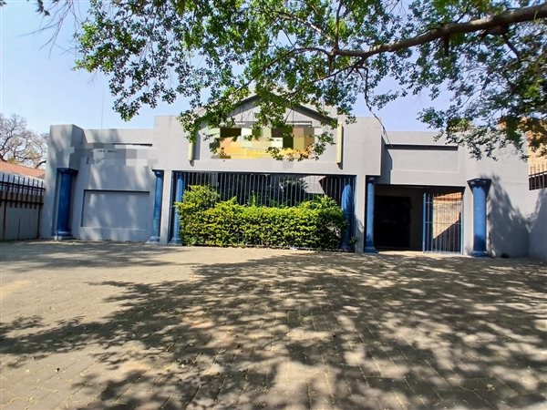 210 m² Commercial space 210 m² Commercial space