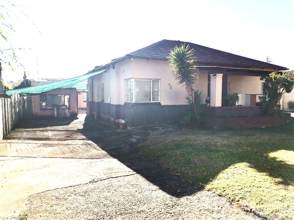 2 Bedroom House 2 Bedroom House