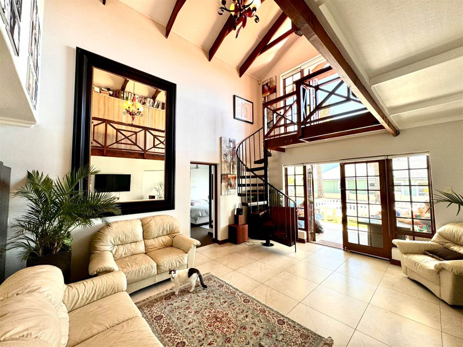 4 Bed House in Marina Martinique photo number 4