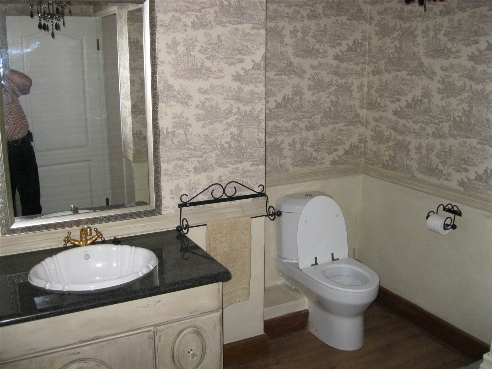 4 Bed House in Silver Lakes Golf Estate photo number 13