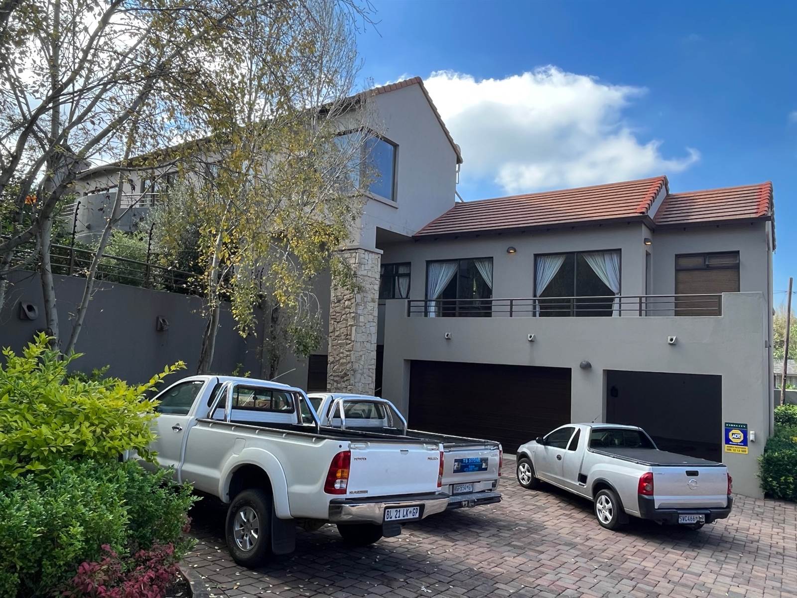 4 Bed House in Waterkloof Ridge photo number 25