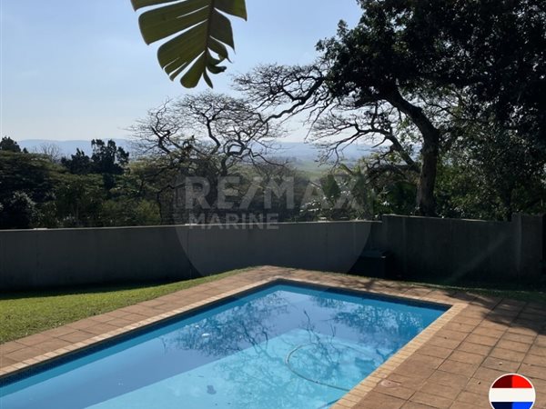 3 Bedroom Townhouse 3 Bedroom Townhouse