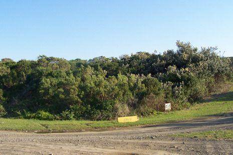 894 m² Land available in Cannon Rocks photo number 3
