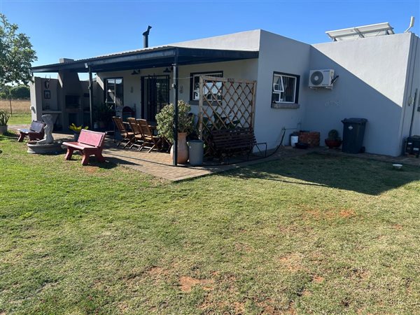 4 ha Smallholding 4 ha Smallholding