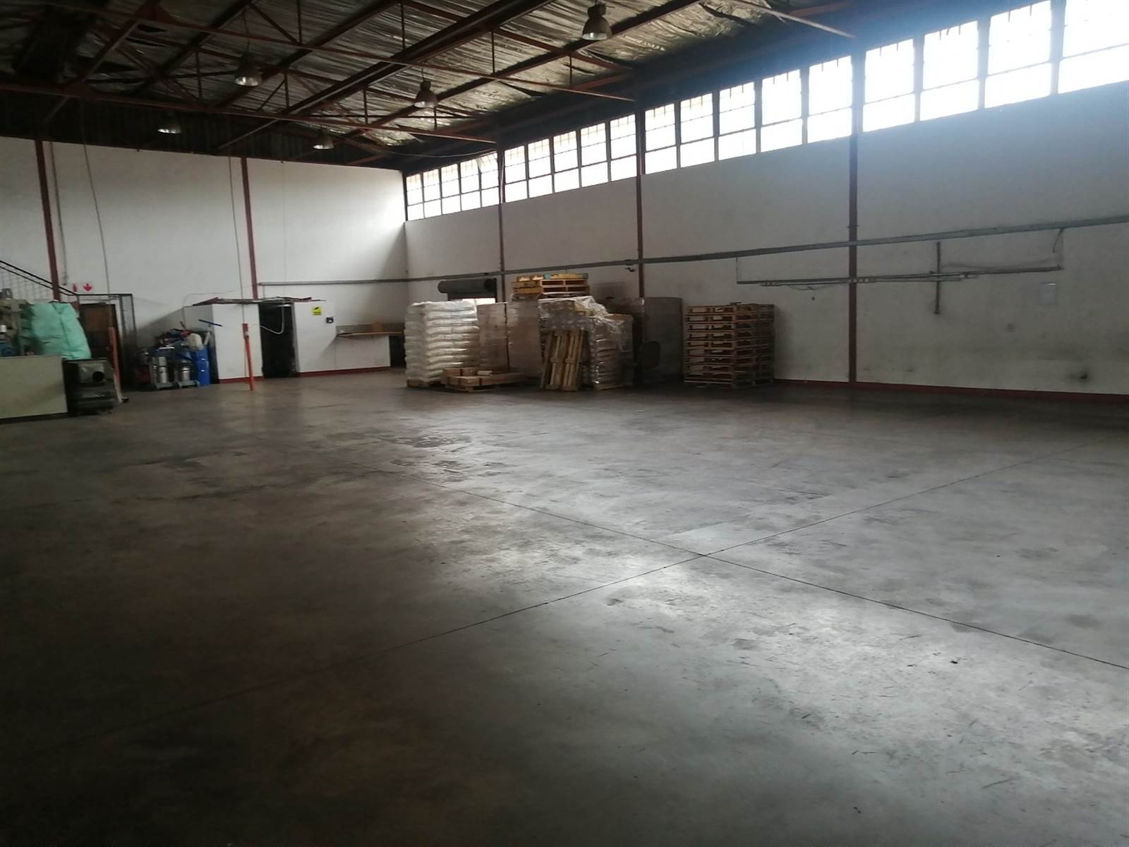 1017  m² Commercial space in Silverton photo number 10