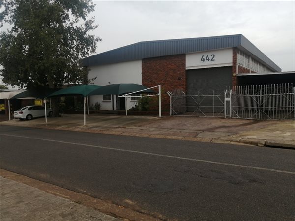 1017  m² Commercial space in Silverton
