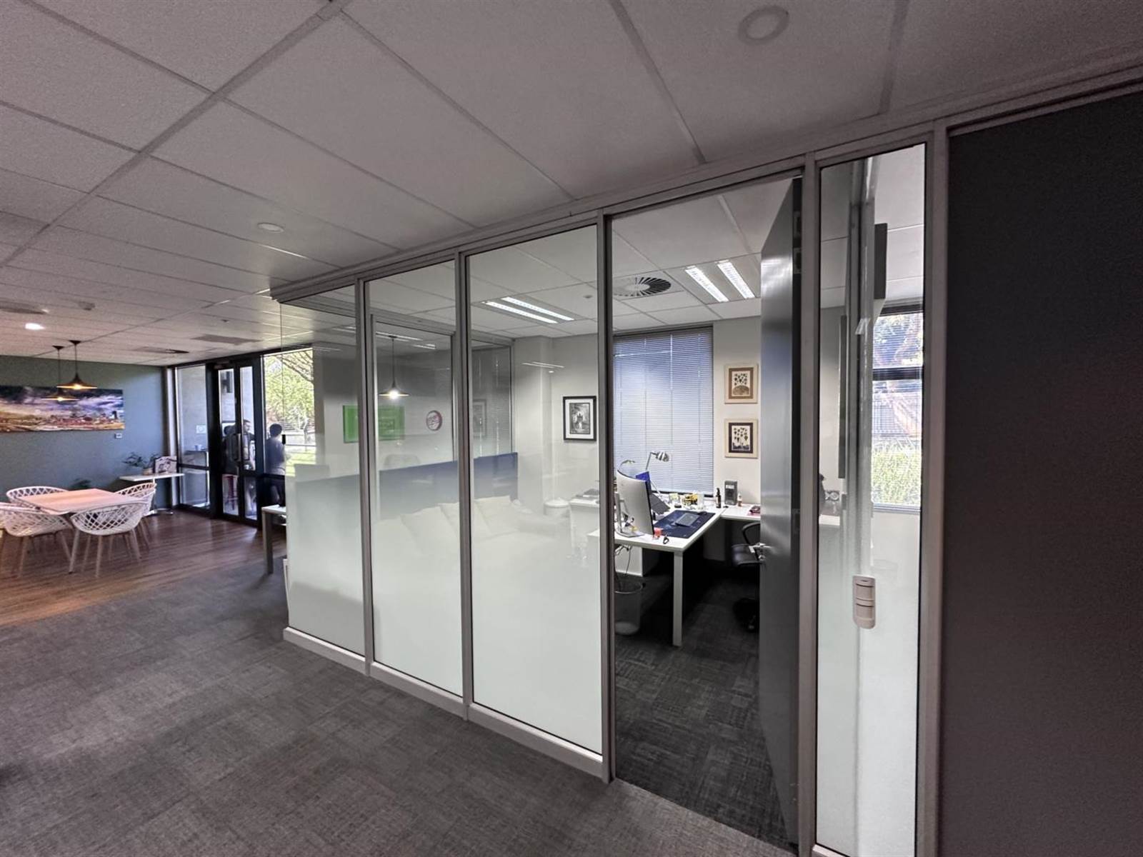 3000  m² Office Space in Menlyn photo number 1