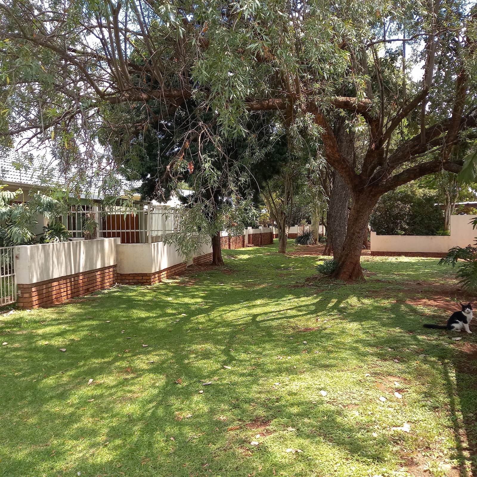 1 Bed Apartment in Garsfontein photo number 30