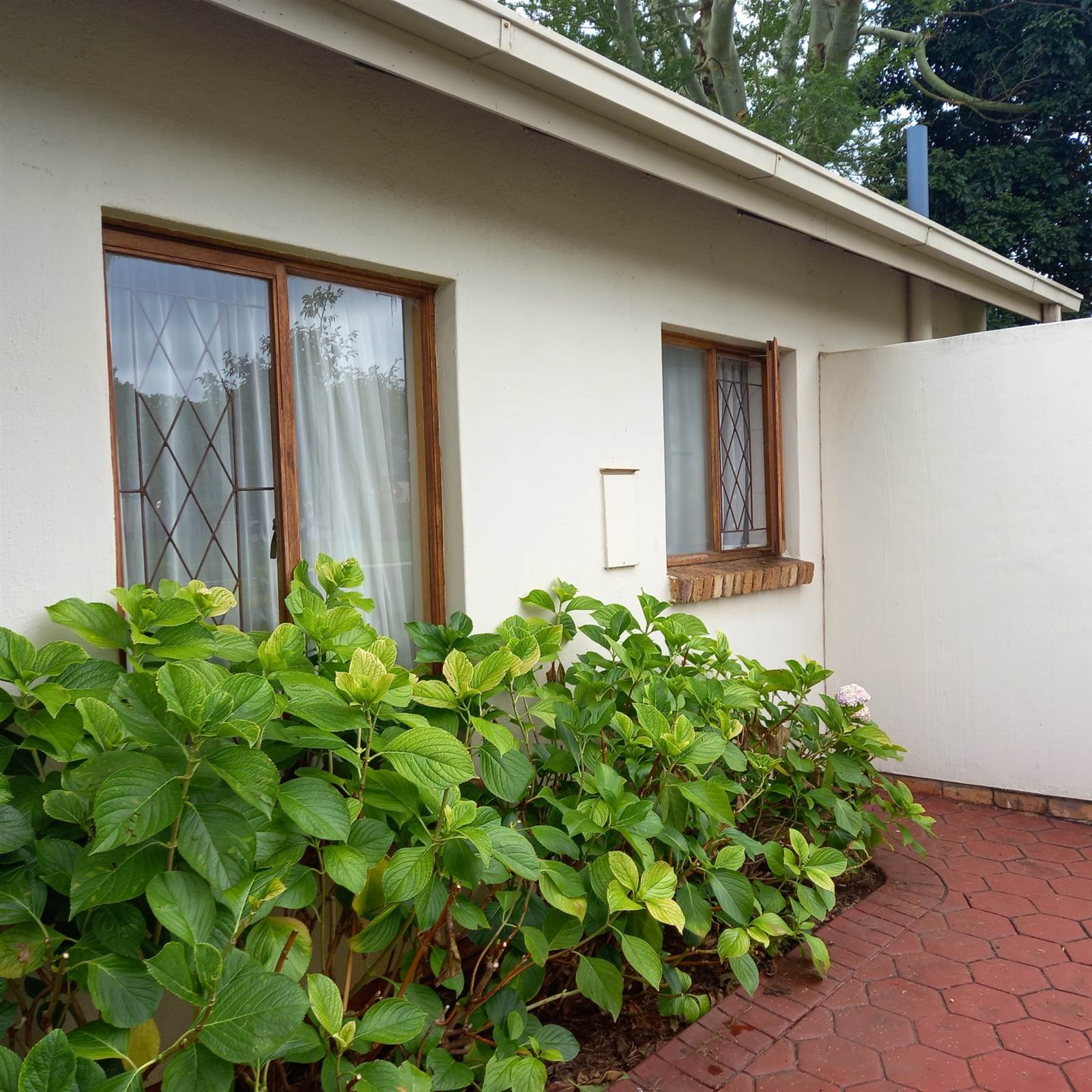 1 Bed Apartment in Garsfontein photo number 29