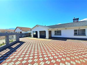 4 Bed House in Kokstad