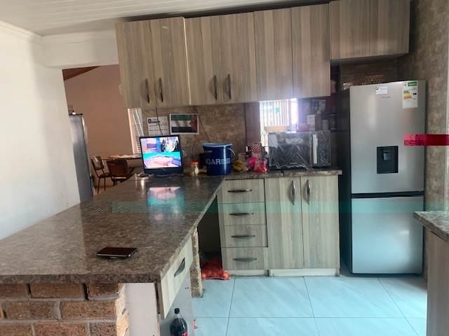 4 Bed House in Mitchells Plain Central photo number 11