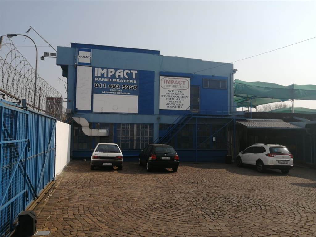 2500  m² Industrial space in Lenasia photo number 1