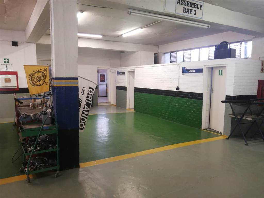 2500  m² Industrial space in Lenasia photo number 20