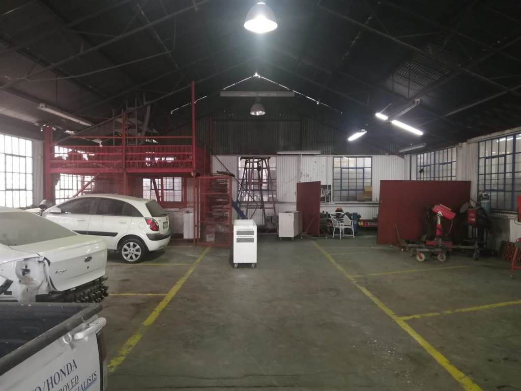 2500  m² Industrial space in Lenasia photo number 8
