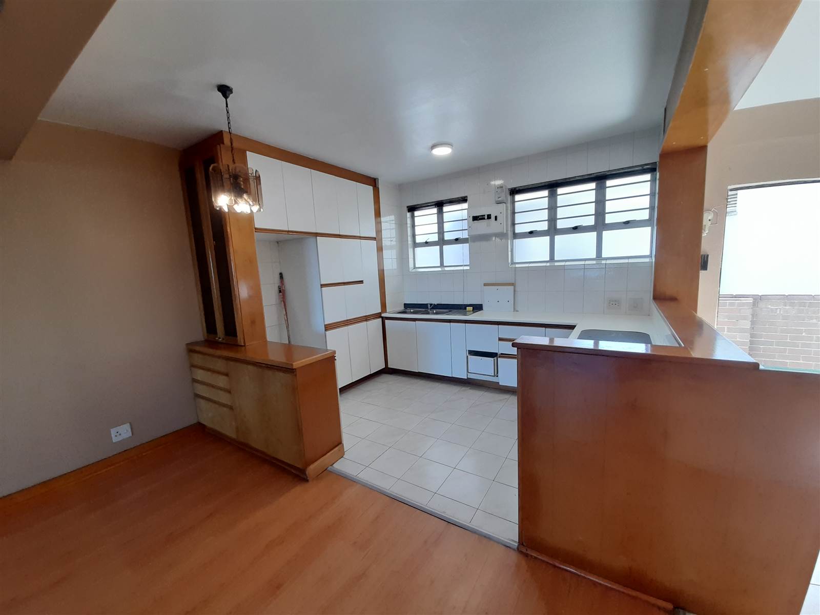 1.5 Bed House in Durban CBD photo number 7