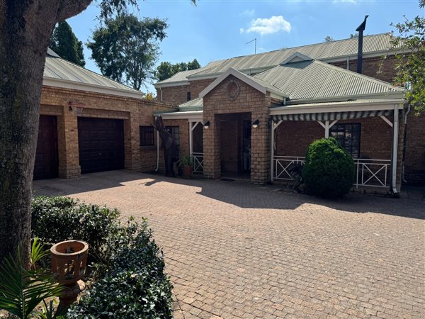 4 Bedroom House
