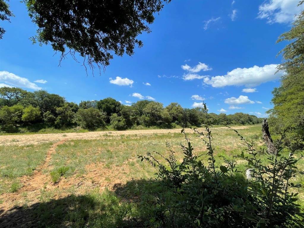1.3 ha Land available in Raptors View Wildlife Estate photo number 4