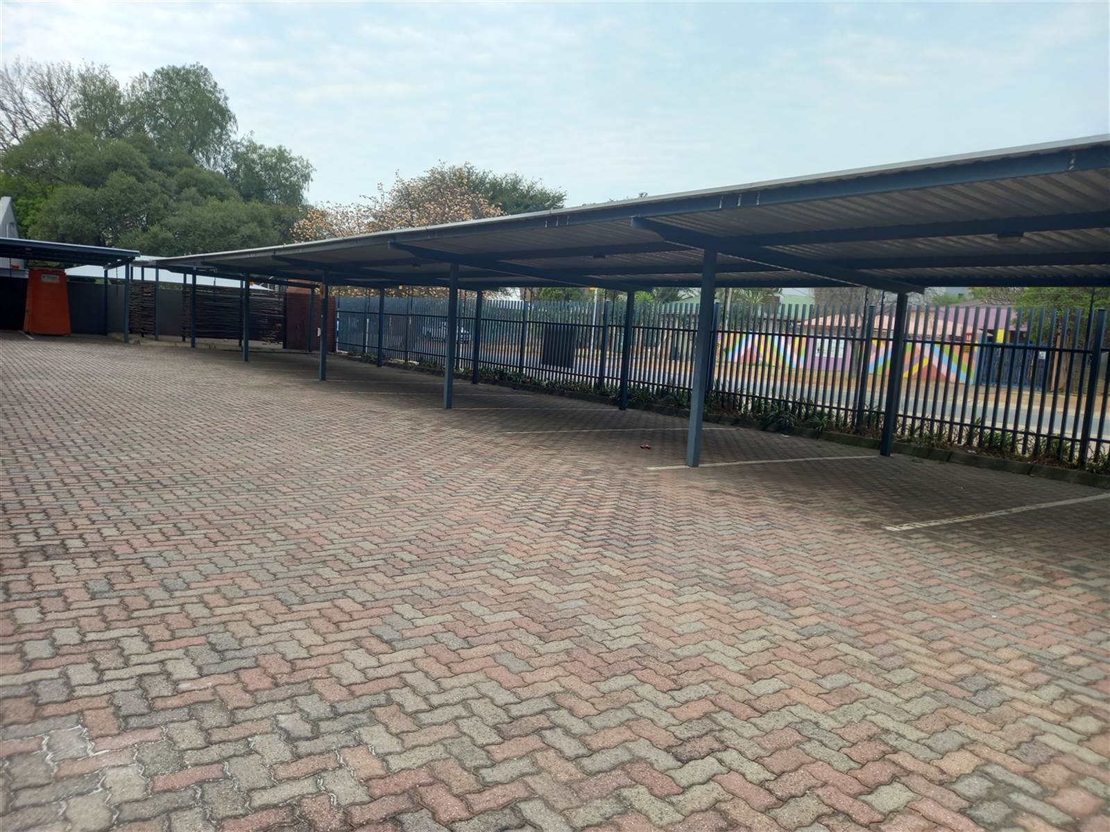 1000  m² Commercial space in Rustenburg Central photo number 3