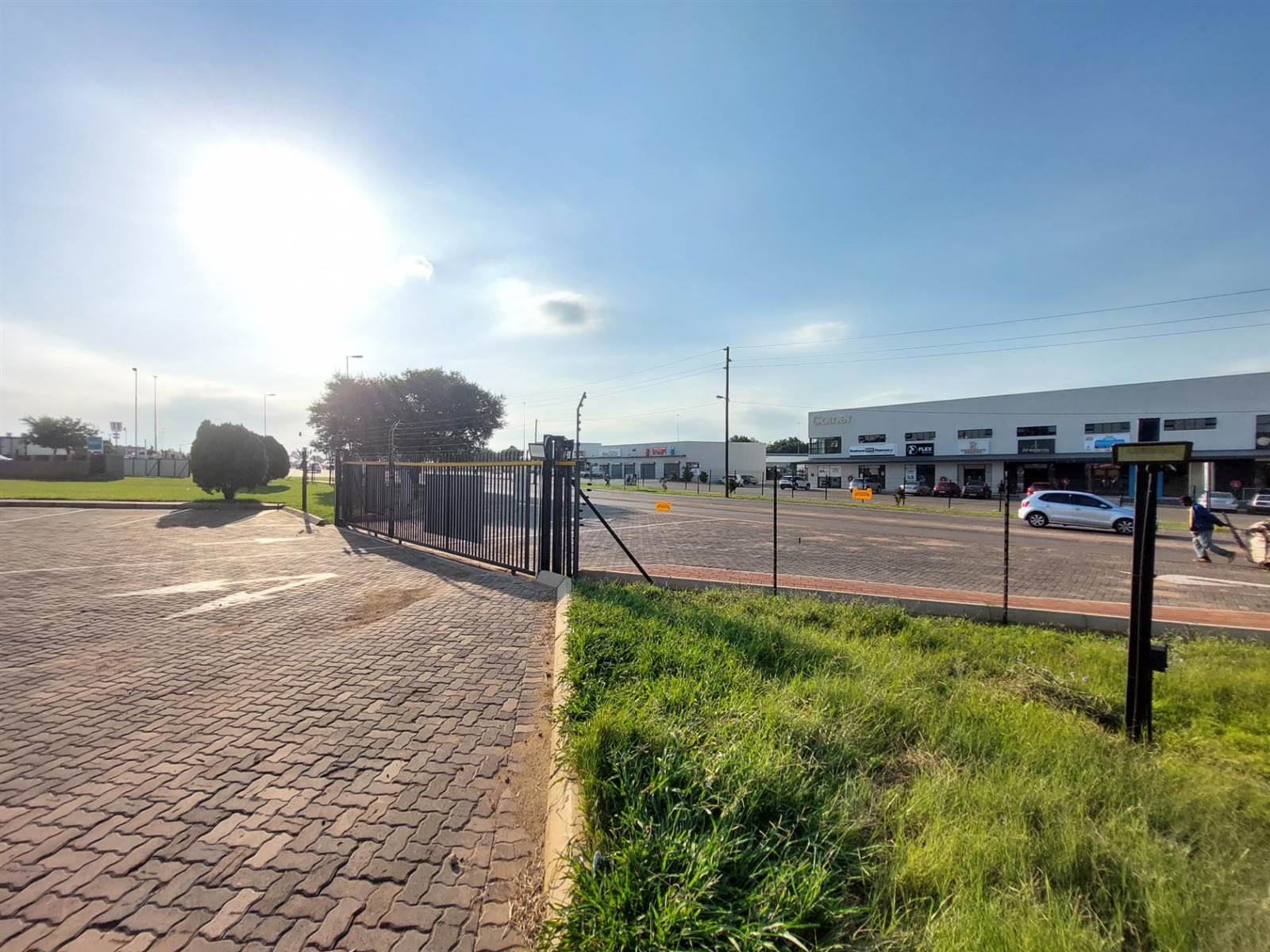 106  m² Commercial space in Raslouw photo number 2