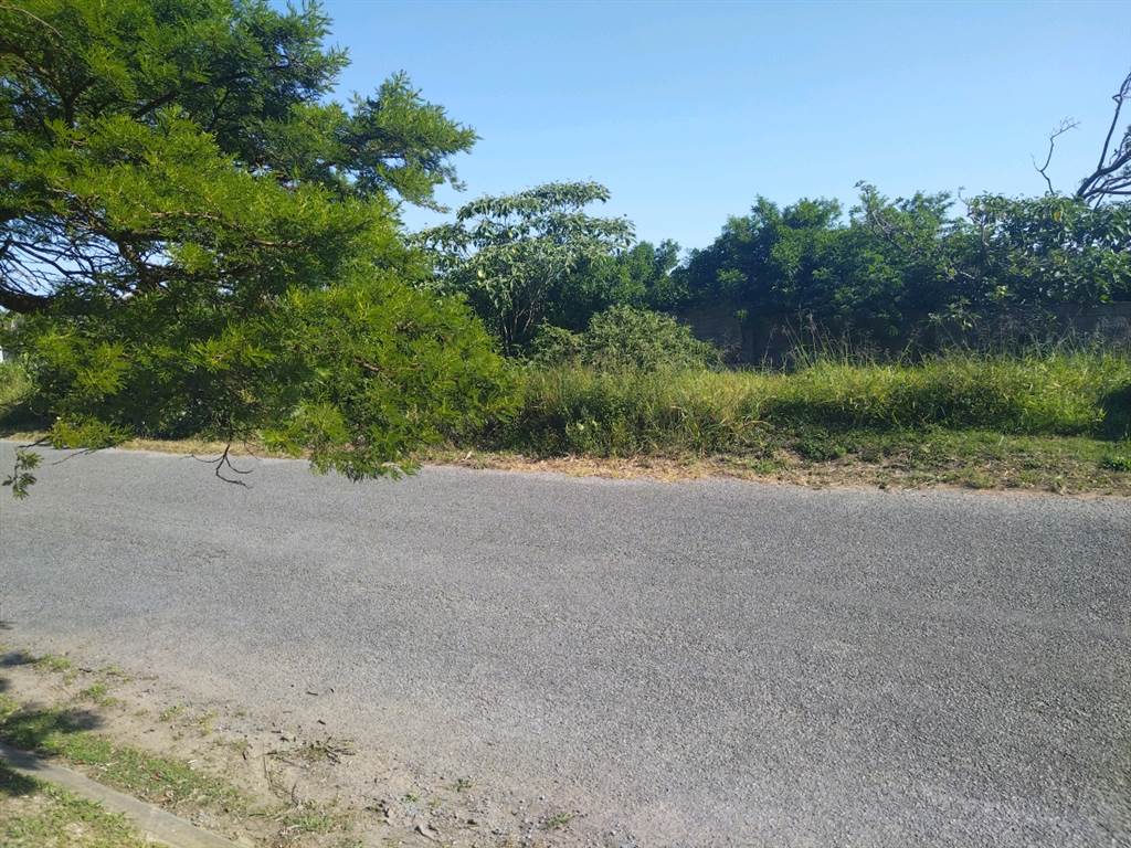 994 m² Land available in Blue Bend photo number 11