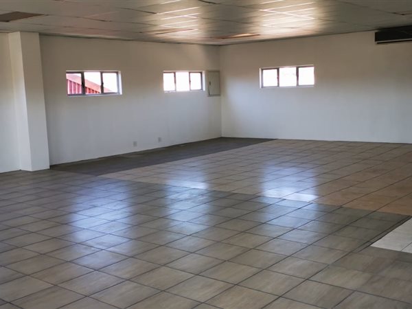 160  m² Office Space in Asherville