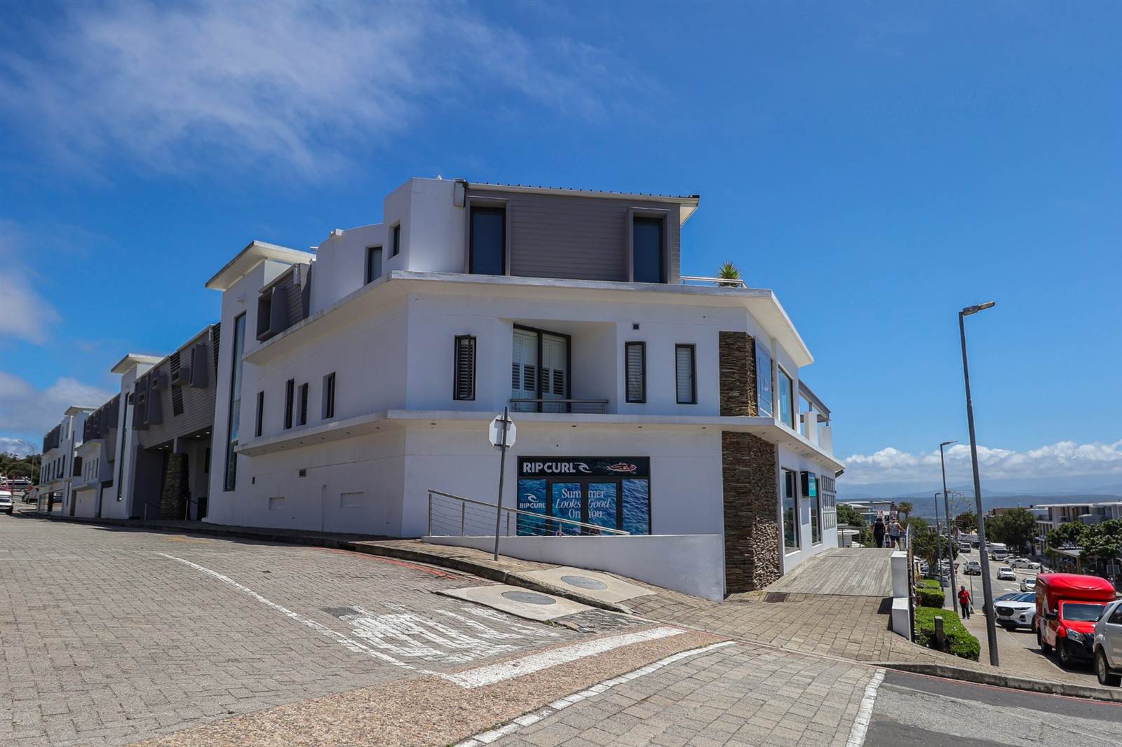 120  m² Commercial space in Plettenberg Bay photo number 11