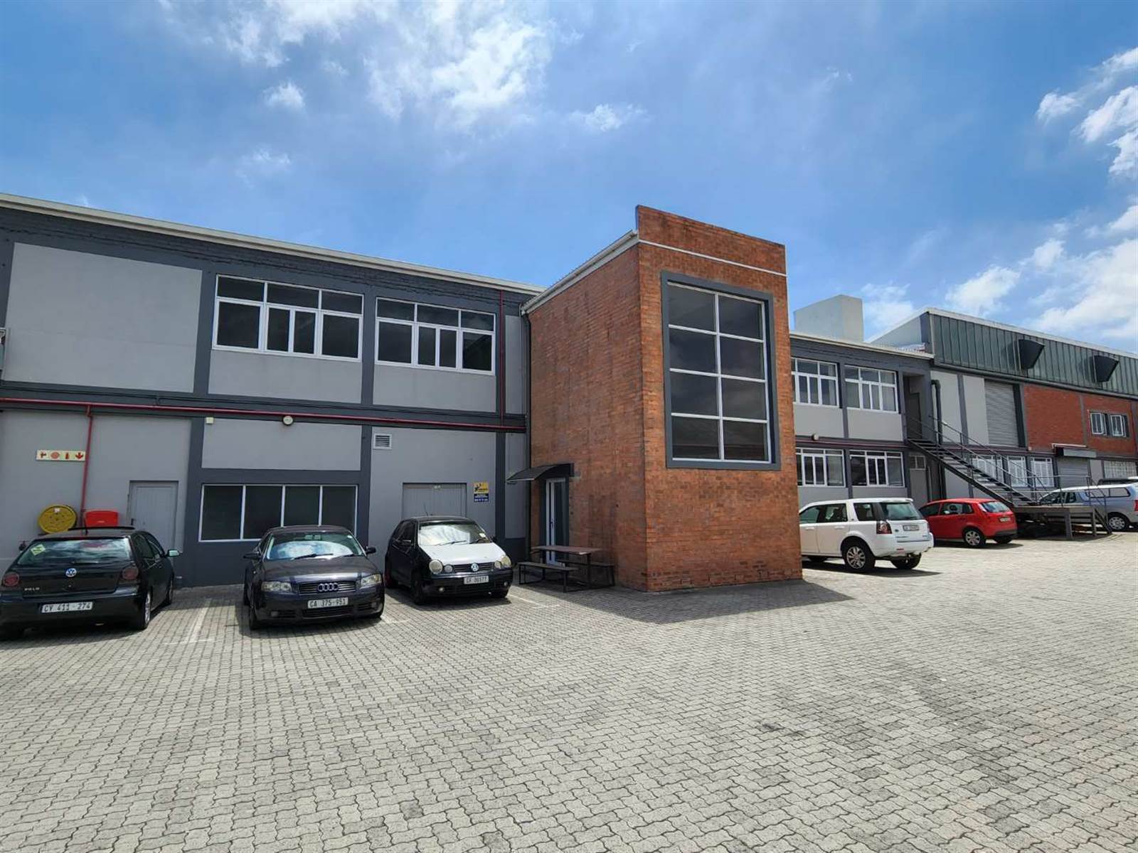 1420  m² Industrial space in Maitland photo number 1