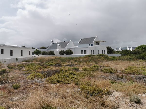 577 m² Land