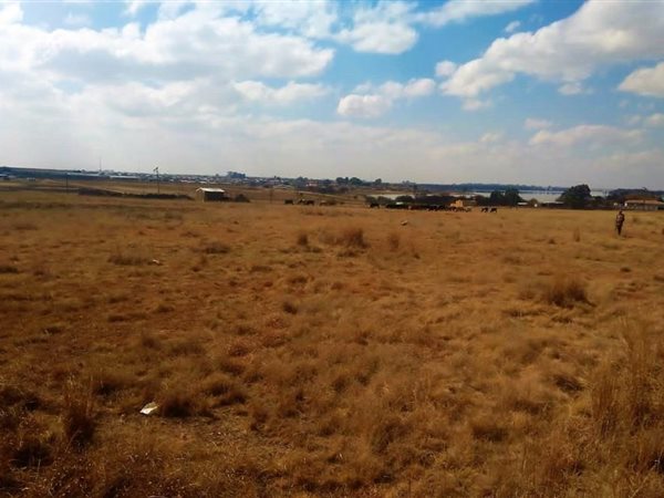 1983 m² Land available in Oranjeville
