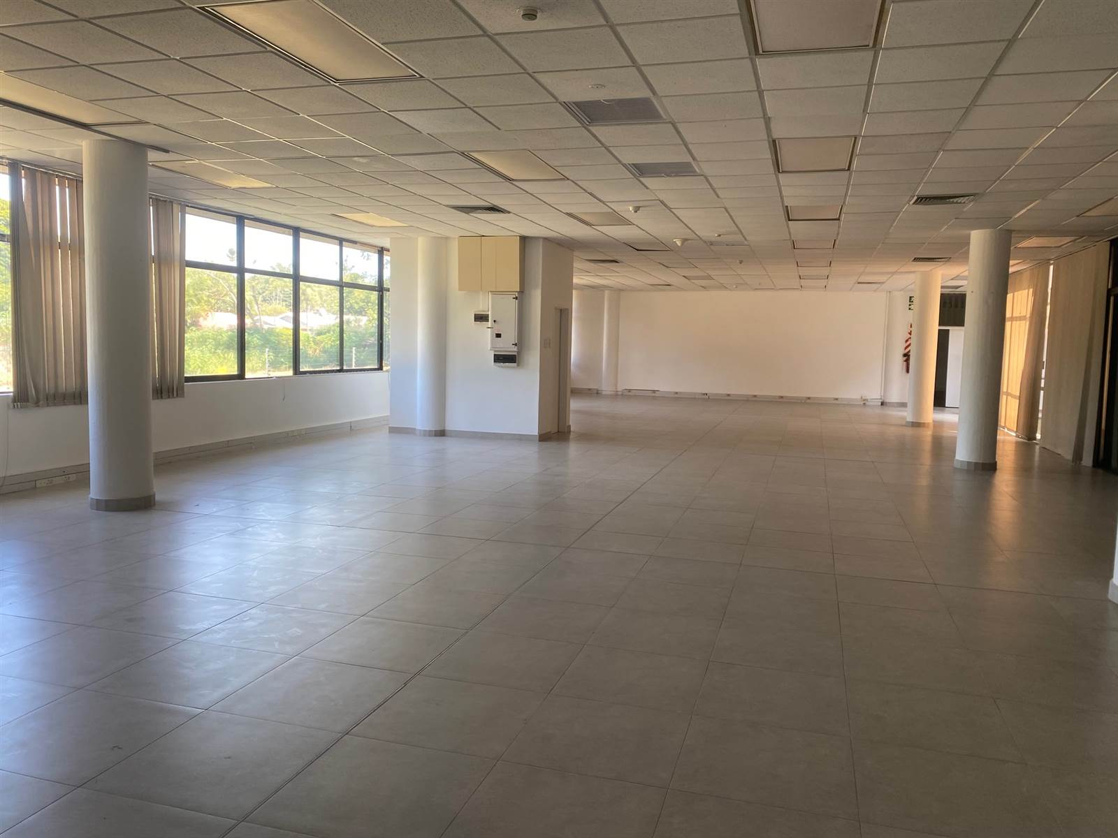 270  m² Commercial space in Caversham Glen photo number 4