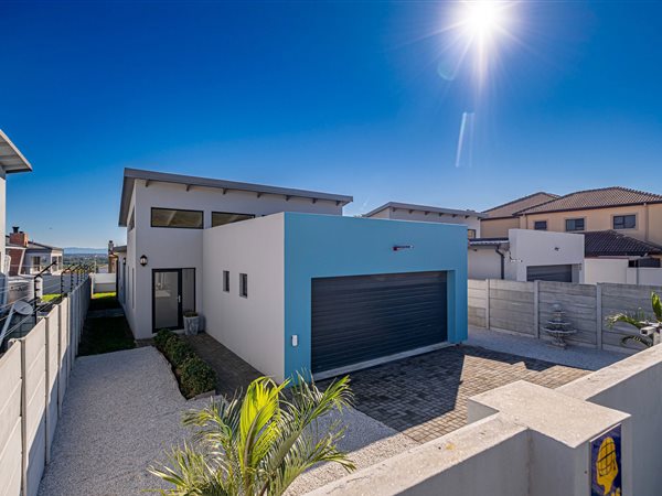 3 Bedroom House 3 Bedroom House