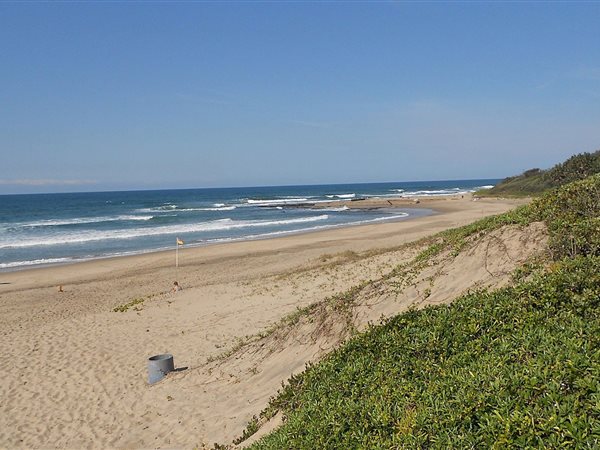 1 422 m² Land