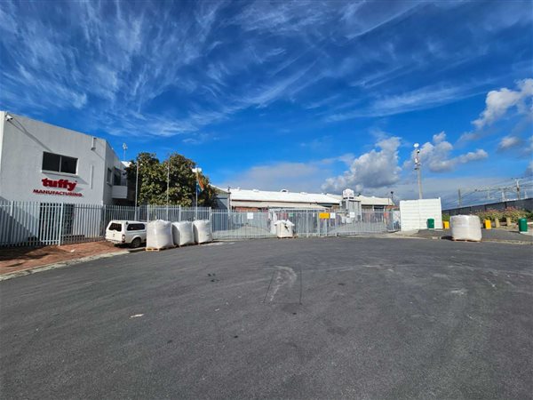 1260  m² Industrial space in Bellville Central