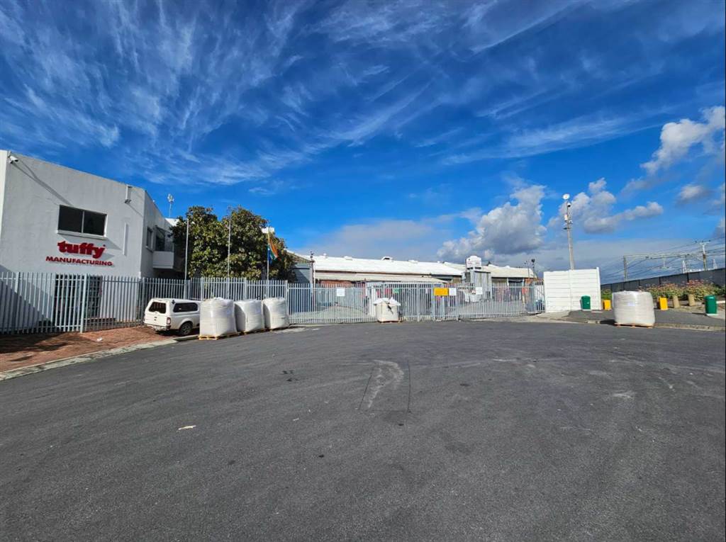 1260  m² Industrial space in Bellville Central photo number 1