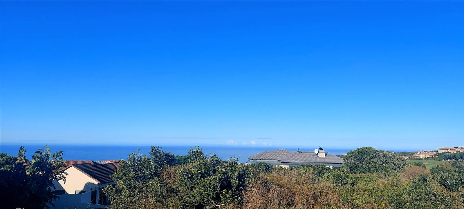 716 m² Land available in Mossel Bay Golf Estate photo number 5