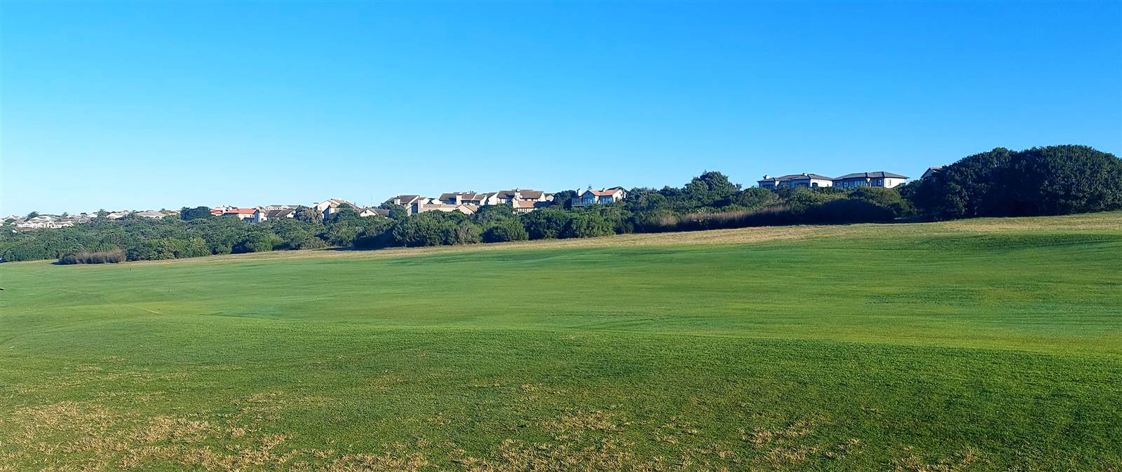 716 m² Land available in Mossel Bay Golf Estate photo number 14