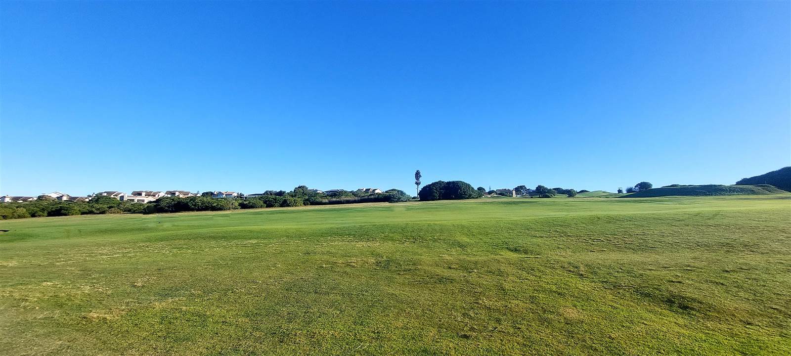 716 m² Land available in Mossel Bay Golf Estate photo number 4