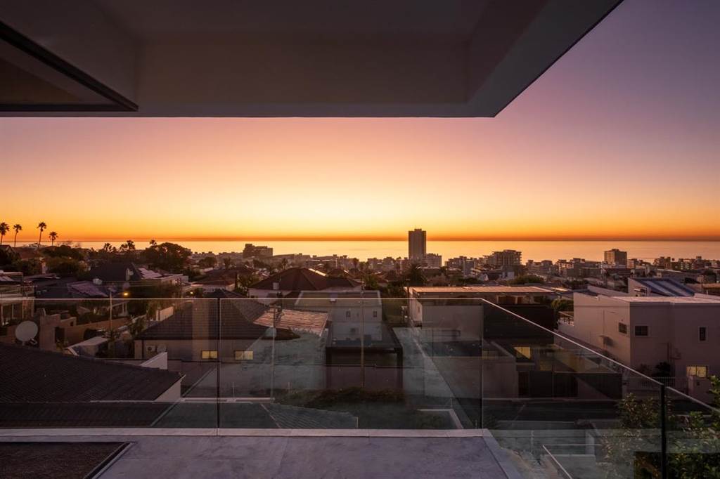 6 Bed House in Fresnaye photo number 4