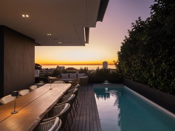 6 Bed House in Fresnaye
