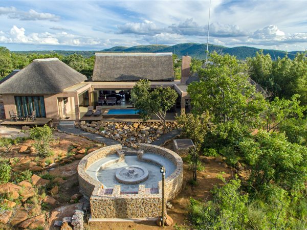 5 Bed House in Mabalingwe Nature Reserve