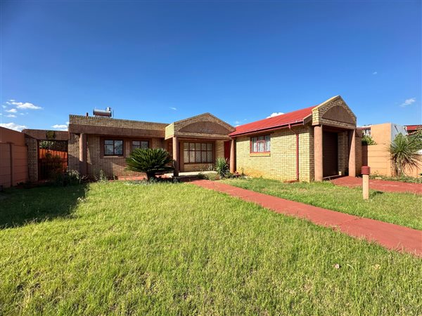 3 Bed House in Lenasia