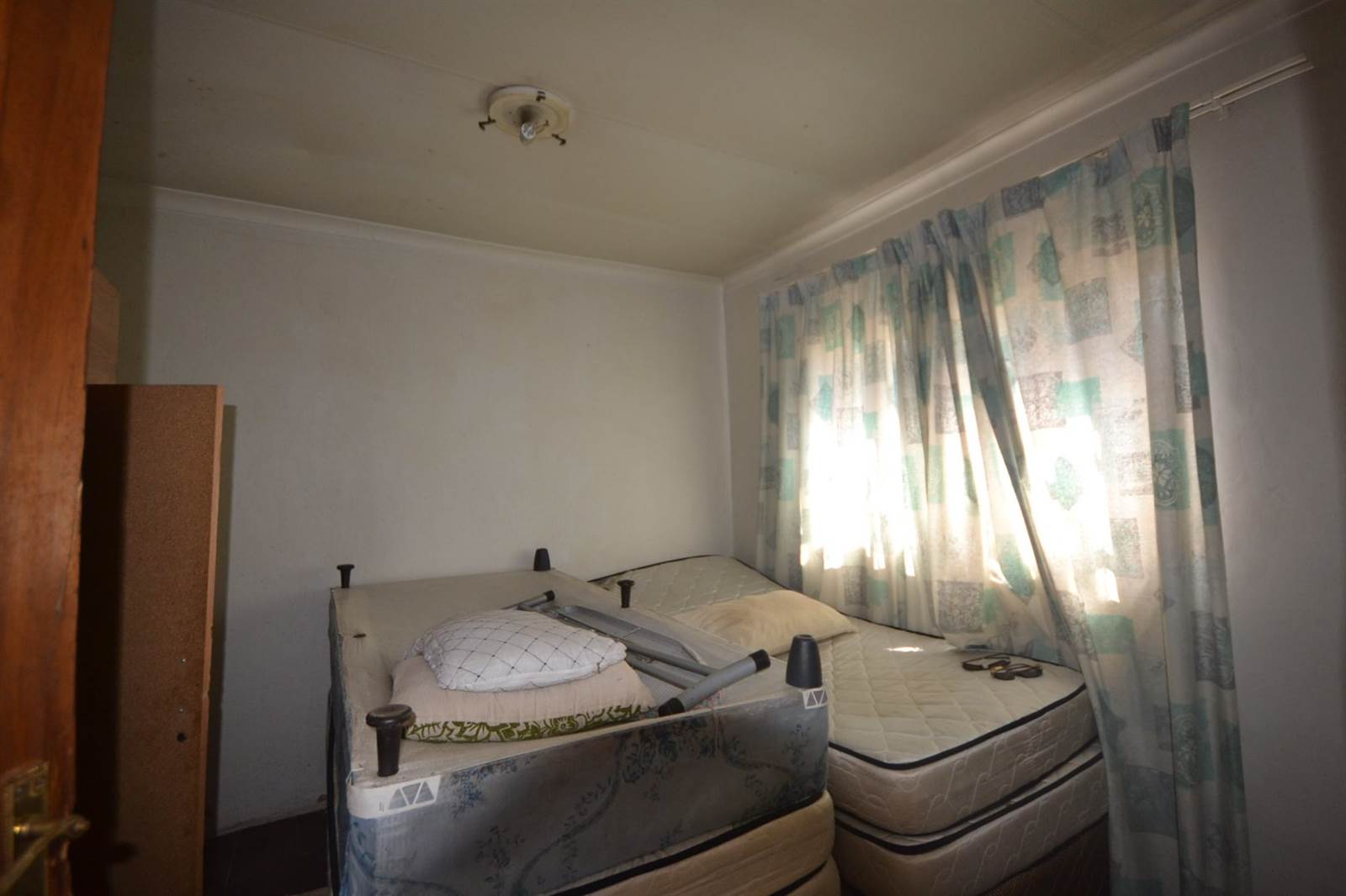 13 Bed House in Witpoortjie photo number 4