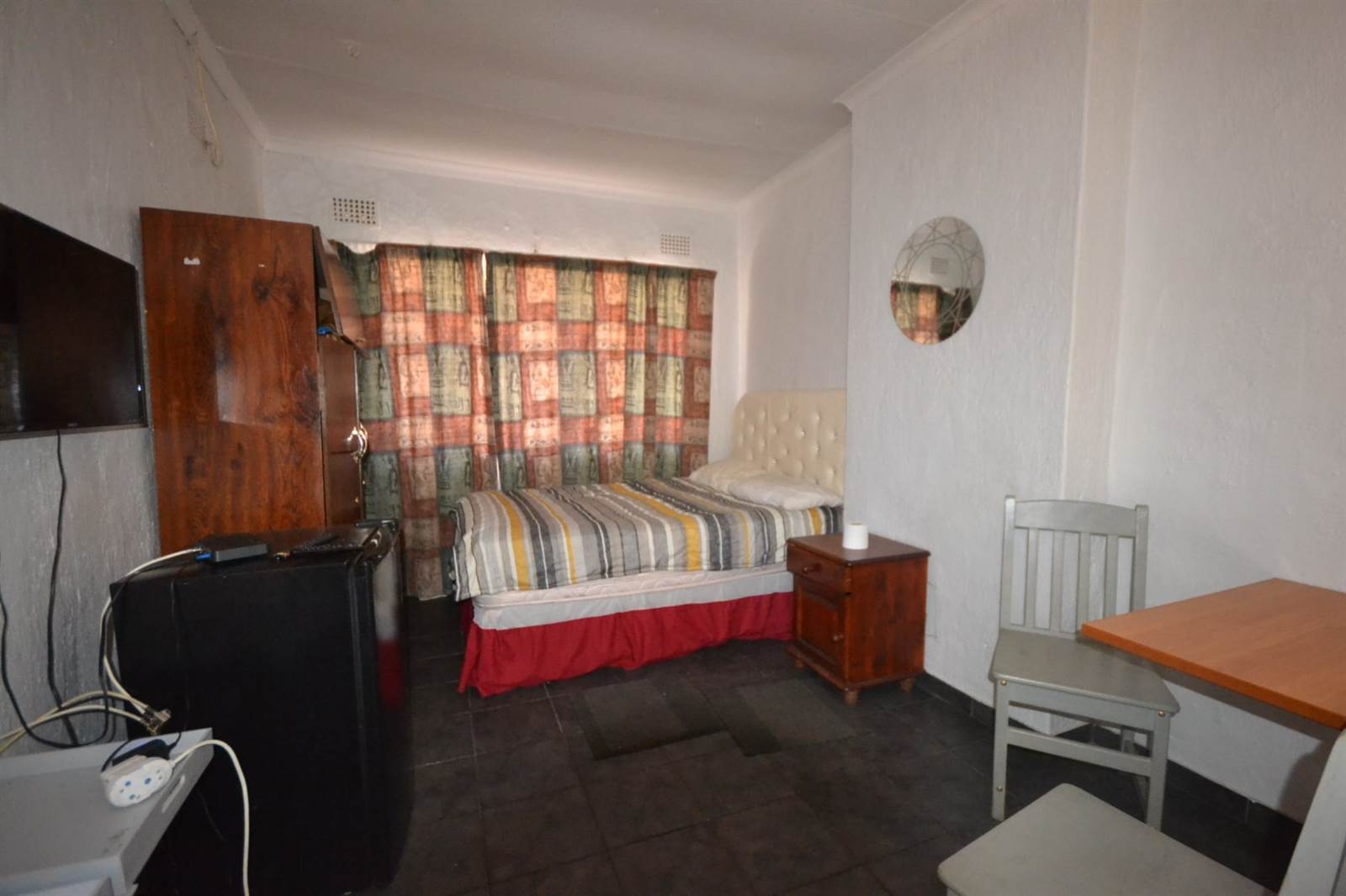 13 Bed House in Witpoortjie photo number 7