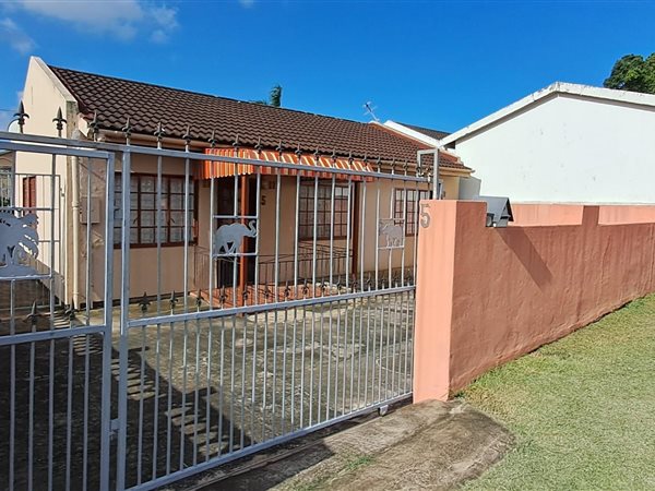 3 Bedroom House 3 Bedroom House