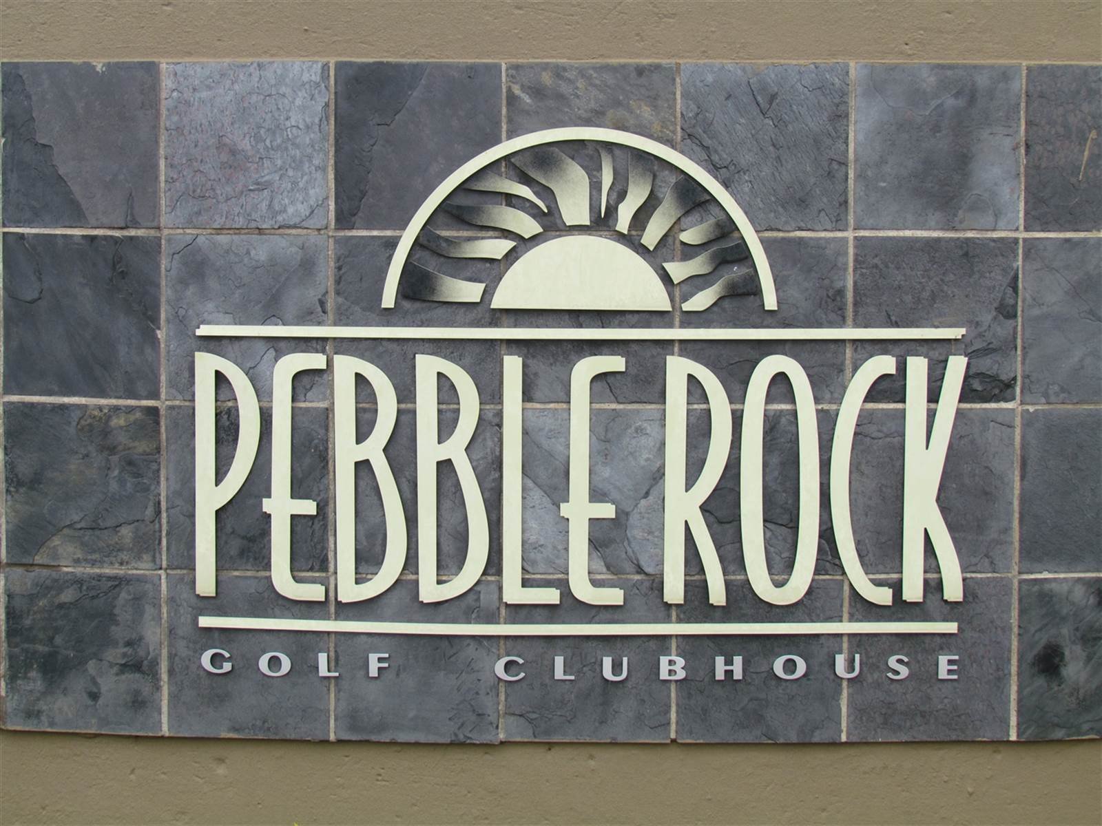 950 m² Land available in Pebble Rock photo number 2